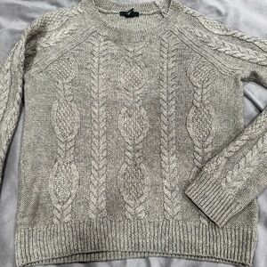 H&M gray long sleeves sweater Size M